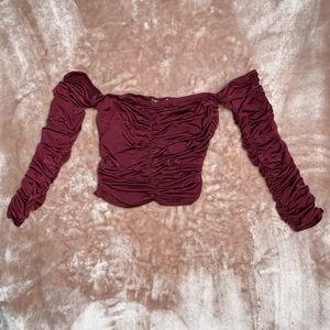 Off the shoulders top✨